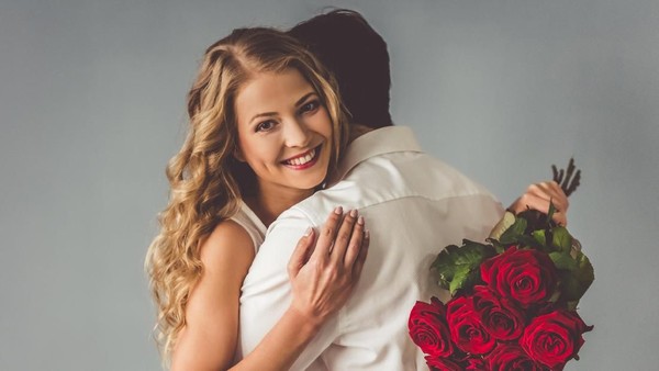 Salah Bahasa Inggris, 9 Postingan Status di Medsos Ini Gagal Romantis