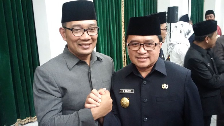 Ridwan Kamil Minta Pjs Wali Kota Lakukan Percepatan Lelang Ridwan Kamil Minta Pjs Wali Kota Lakukan Percepatan Lelang