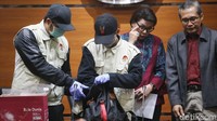 Seperti diketahui, Imas ditangkap KPK pada Selasa (13/2/2018) malam.