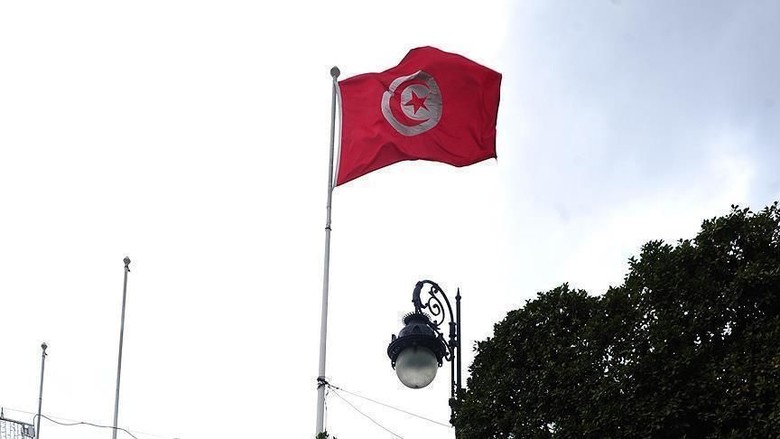 Tunisia Larang Niqab di Kantor Pemerintahan Tunisia Larang Niqab di Kantor Pemerintahan