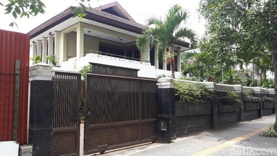 Foto: Rumah Mewah di Dago  Tempat Fuad Amin Ngabur dari Lapas Sukamiskin