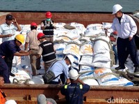 Impor Beras dan Sengkarut Data Bermasalah