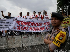 Aliando Demo Tolak Aturan Taksi Online, Luhut: Saya Heran