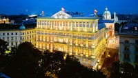 Hotel Imperial di Wina menawarkan traveler menciptakan lagu sebagai ungkapan cinta. Nantinya pihak Vienna Philharmonic Orchestra akan membantu traveler (Hotel Imperial)