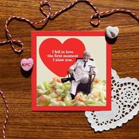 Hmm... Kartu Romantis Valentine Ini Menebarkan Aroma Ayam Goreng KFC!