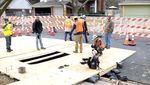 Foto: Sinkhole Tiba-tiba Muncul di Jalanan Texas