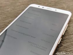 Unboxing Redmi 5, Ponsel Layar Penuh Rp 1,7 Juta