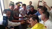 Demiz pun mengapresiasi komitmen Kodam III/Siliwangi dan Polda Jabar untuk menciptakan situasi yang kondusif dengan bersinergi mengawal keamanan dan netralitas para anggotanya.