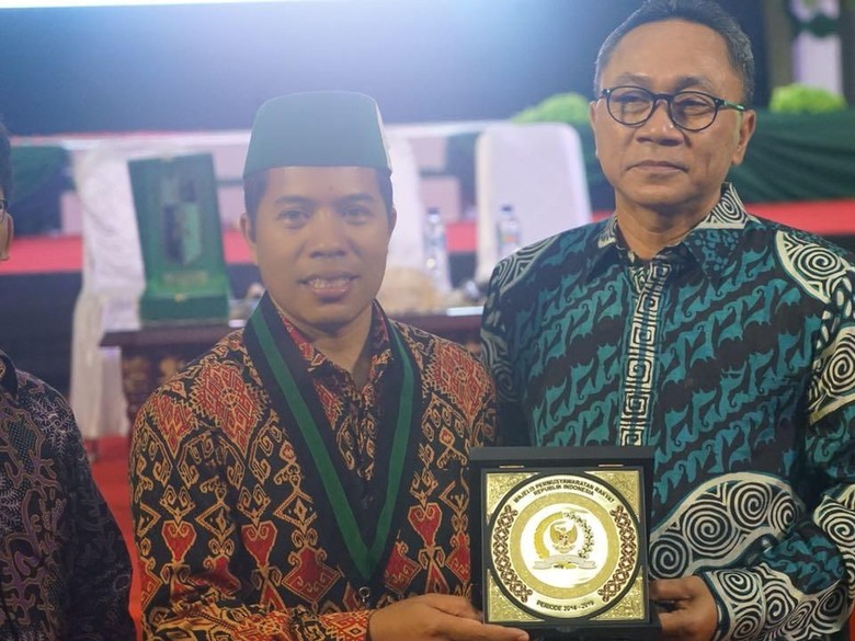 Di Kongres HMI, Ketua MPR Ajak Mahasiswa Tuntaskan Amanat Reformasi Di Kongres HMI, Ketua MPR Ajak Mahasiswa Tuntaskan Amanat Reformasi