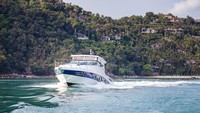 Terakhir, ada pelesir naik yacht di sekitar Teluk Thailand dan Pulau Koh Samui yang tak terlupakan (Four Seasons)