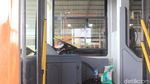 Melihat Bus TransJakarta Dirakit di Kudus