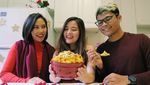 Suka Masak dan Makan, 10 Foto Ini Tunjukkan Serunya Tasya Kamila Bersama Makanan