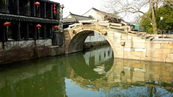 Foto: Kota ini memiliki 14 jembatan.Di antara 14 jembatan ini, ada jembatan kembar yang juga populer, namanya  Shide Bridge dan Yongan Bridge. (Thinkstock)