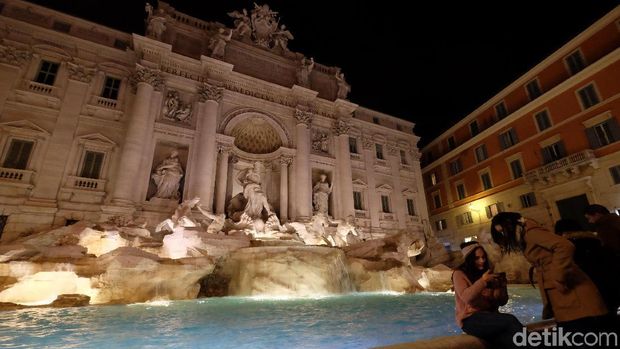 Mitos Air Mancur Pemberi Jodoh di Roma 