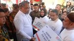 Senyum Semringah Presiden Jokowi dan Mendes PDT di Ambon