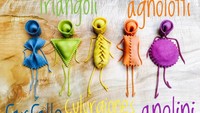 Siapa sangka pasta bisa diibaratkan sebagai bentuk tubuh wanita. Dalam rangka New York Fashion Week, Linda menyusun farfalle, triangoli, culurgiones, agnolotti dan anolini sebagai bentuk tubuh wanita. Foto: Instagram saltyseattle