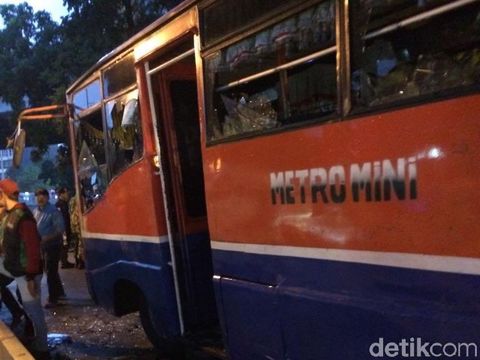 Tabrak Sepeda Motor di Latumenten, Sopir Metromini Kabur