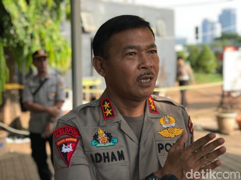 Kapolda Metro Ingatkan Jajarannya Siap Amankan Kegiatan 212 Kapolda Metro Ingatkan Jajarannya Siap Amankan Kegiatan 212