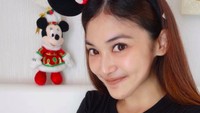 Suka Disney juga seperti kakaknya. Foto: Instagram Kartika Dewi