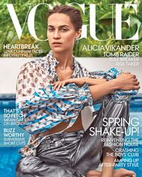 Vogue AS edisi Maret 2018 yang menampilkan aktris peraih Oscar Alicia Vikander di sampulnya.