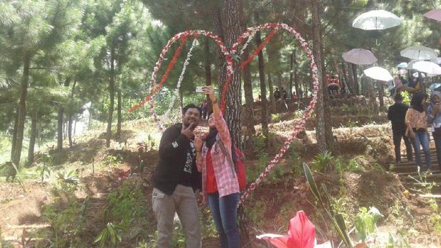 Bukit Pelangi Ponorogo/