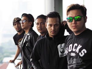 Kita Harus Bicara, Ketegasan Cinta dari Five Minutes