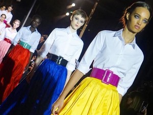 Indah, Koleksi Terakhir Carolina Herrera Sebagai Creative Director di NYFW