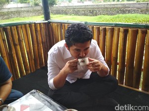 Kampanye Hari Pertama di Trenggalek, Emil Minta Doa Restu ke Warga