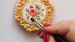 Keren! Icing Cookies Ini Persis Kerajinan Kain Tusuk Silang dan Lukis!