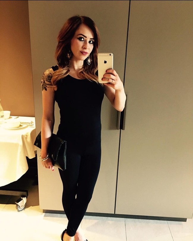 Carrie kerap memamerkan tubuh seksinya di Instagram. Carrie bangga dengan tubuh seksi nan atletisnya.  Foto: dok. Instagram