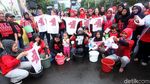 Aksi Ibu-ibu Tuntut UU PRT Disahkan