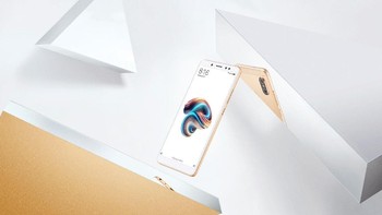 Layarnya 5,99 inch dengan resolusi Full HD+. KameraFoto: Xiaomi