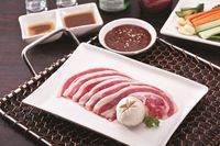 Mau Makan Enak Saat Imlek? Jangan Lewatkan Promo Menarik di Restoran Ini