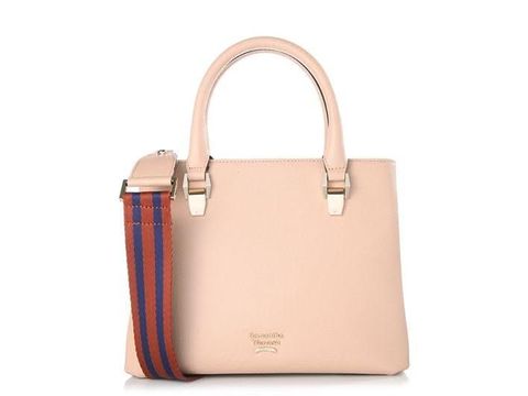 Cari Inspirasi Model Tas? Ini 5 Opsinya yang Tren Pasca Dipakai Artis Korea