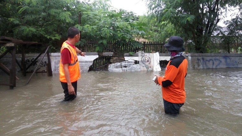 Akibat Hujan, Sejumlah Wilayah di Kota Bekasi Terendam Banjir Akibat Hujan, Sejumlah Wilayah di Kota Bekasi Terendam Banjir