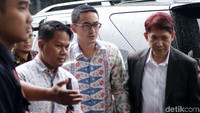 Selain itu, Zumi mengaku dalam kondisi sehat, siap menjalani pemeriksaan.