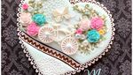 Keren! Icing Cookies Ini Persis Kerajinan Kain Tusuk Silang dan Lukis!