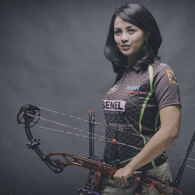 Sejak usia tujuh tahun ia mulai belajar tekhnik olahraga panahan dan mengikuti pertandingan di daerah. Foto: Instagram