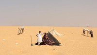 Traveler bisa langsung ke Kota Siwa di Mesir untuk mencoba terapi hot ini. Kota Siwa terletak di perbatasan Mesir-Libya, 9-10 jam perjalanan dari Kairo. (Asmaa Waguih/Reuters)