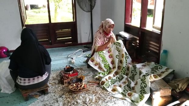 Beromzet Rp 25 Juta/Bulan, Ini Kisah Ibu-ibu Pelalawan Menjual Batik
