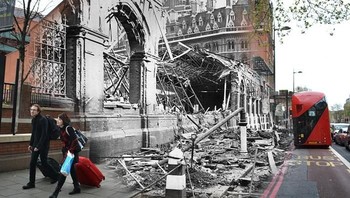 London kala itu berhasil bertahan meski mengalami kerusakan parah. Foto: Getty Images