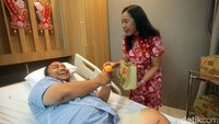 Pemberian ini dalam rangka merayakan Tahun Baru Imlek.