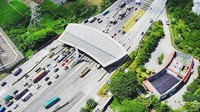 Penampakan gerbang Tol Tamer dari udara. Istimewa/Instagram/@kydo_fernando.