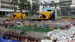 Kapolri dan 4 Menteri Musnahkan Ponsel Hingga Miras Ilegal