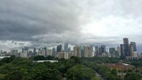 Sebut saja Malaysia, Mesir, Maroko, Jerman, dan Indonesia. Ini adalah foto saat dirinya sedang berada di Jakarta. (luqmannieto/Instagram)