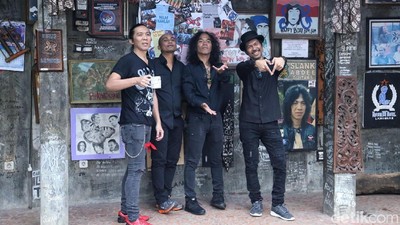 Begini Suasana Slank Persiapkan Konser Penuh Cinta
