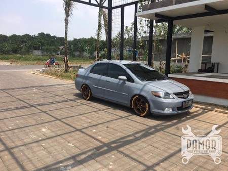 Honda City Bergaya JDM