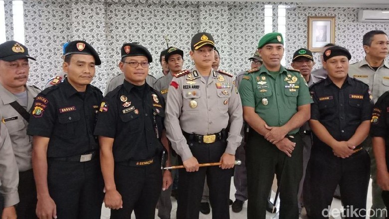 1.500 Petugas Gabungan Siap Amankan Perayaan Imlek di Jakarta Utara 1.500 Petugas Gabungan Siap Amankan Perayaan Imlek di Jakarta Utara