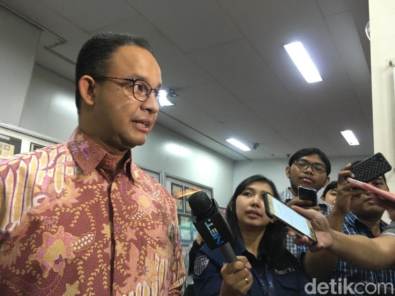 Awal Ramadan, Anies Terbang ke India Hadiri Wisuda Anaknya Awal Ramadan, Anies Terbang ke India Hadiri Wisuda Anaknya