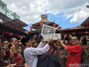 Sandi Lepas 17 Burung Pipit di Vihara Tertua di Jakarta